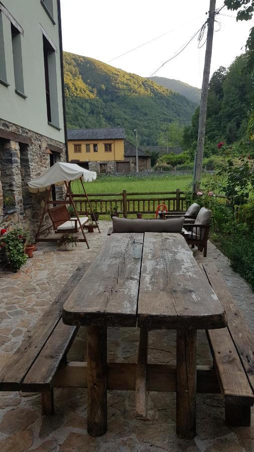Casa Muniellos Cangas De Narcea Exteriör bild